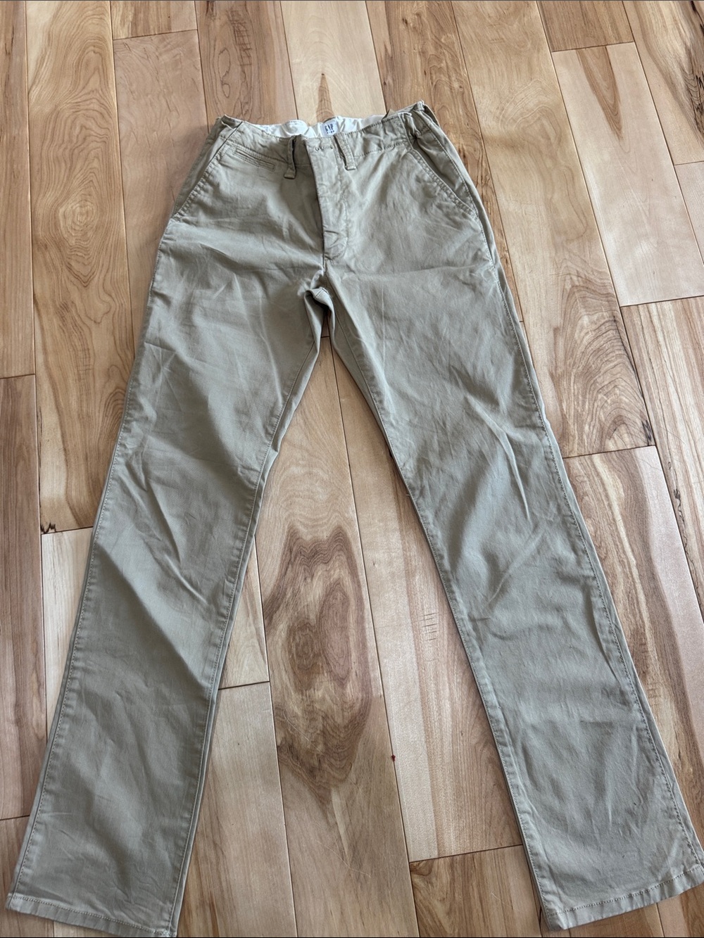 Gap kids Classic Straight Chino Pants in Light Khaki